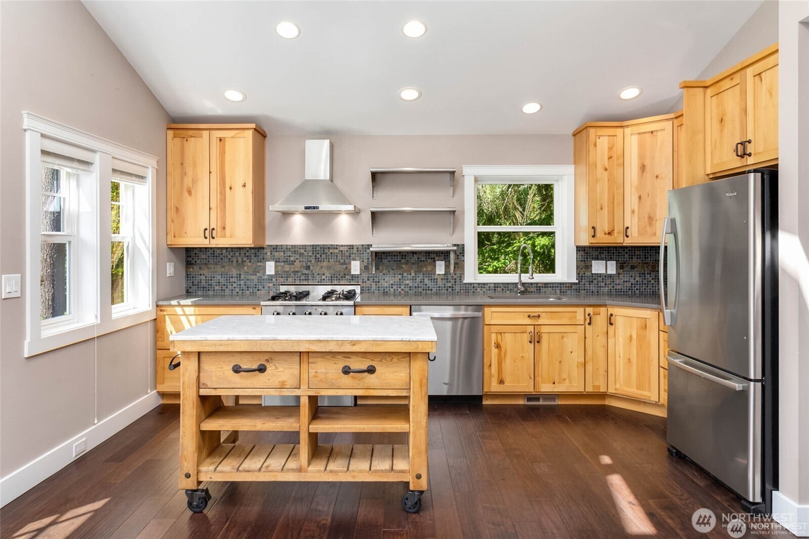 17730 164th Avenue NE, Woodinville, WA 98072