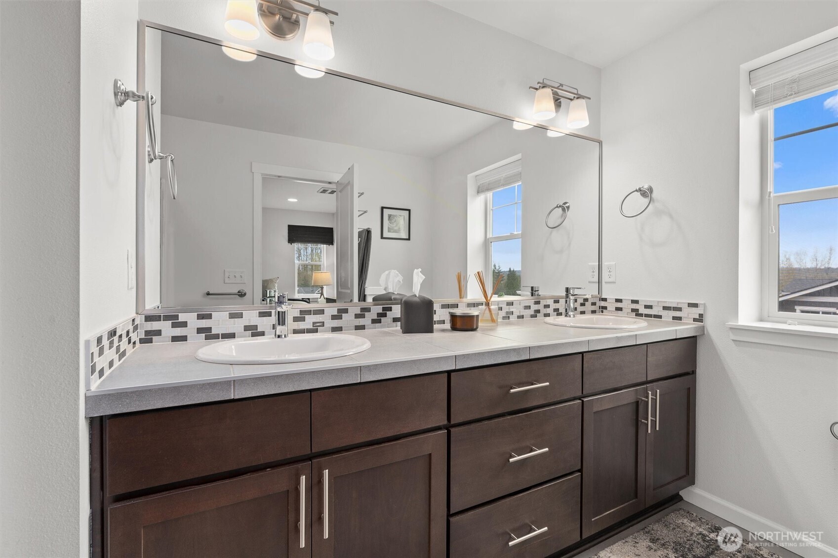 22328 88th Way S #E101, Kent, WA 98031