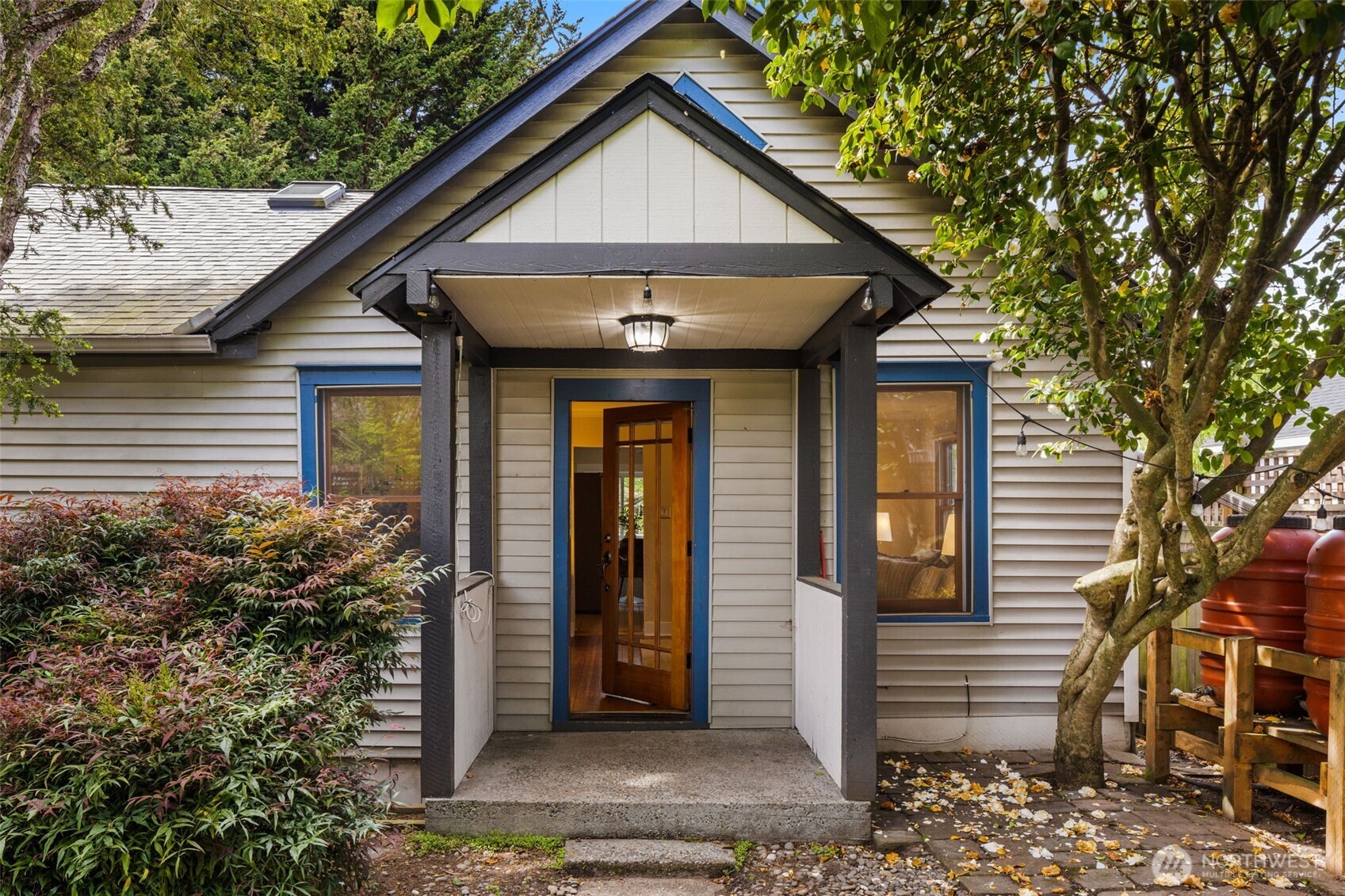 6241 6th Avenue NW, Seattle, WA 98107