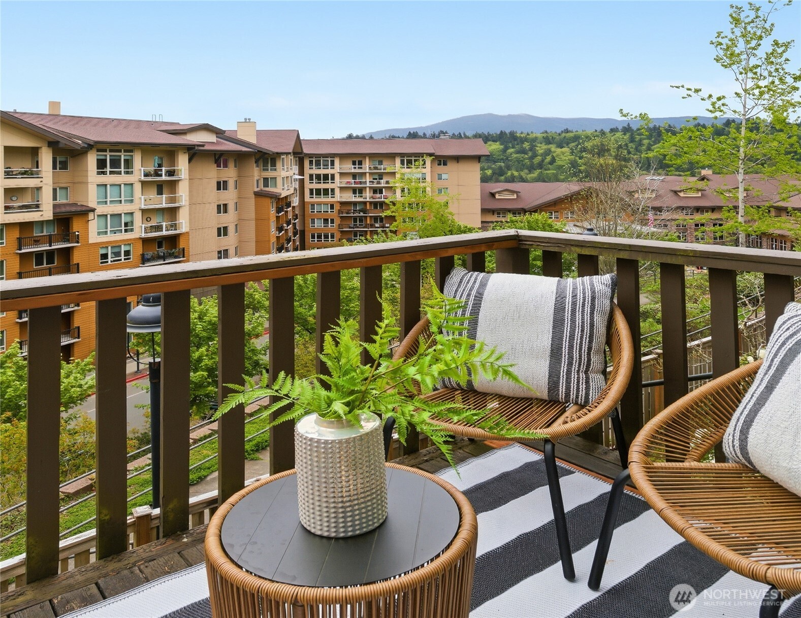 134 Cougar Ridge Road NW #1501, Issaquah, WA 98027