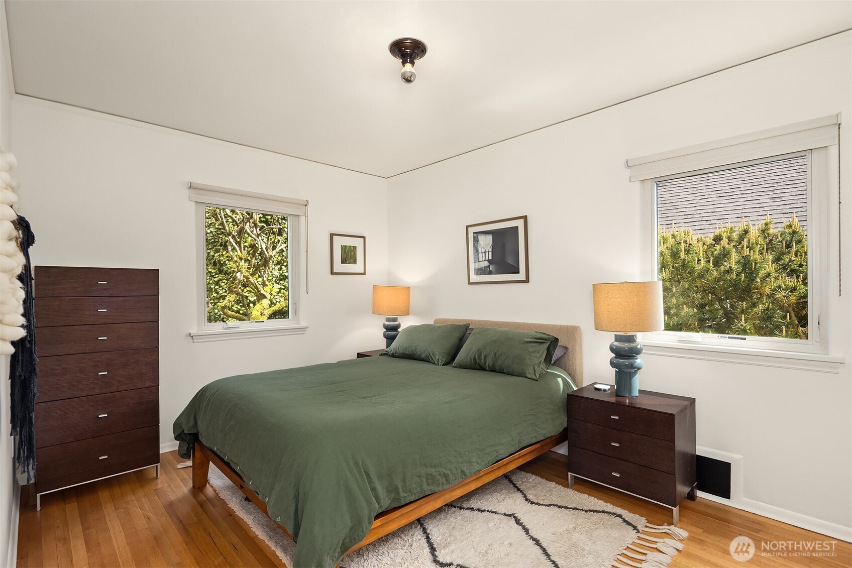 2624 W Plymouth Street , Seattle, WA 98199