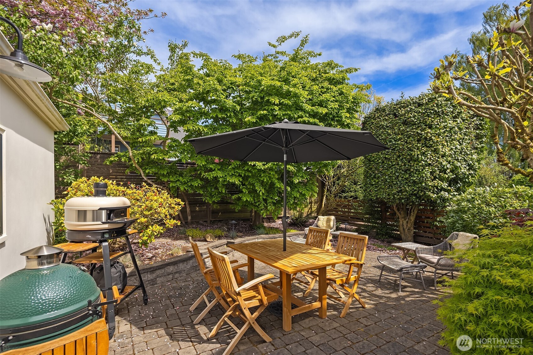 2624 W Plymouth Street , Seattle, WA 98199