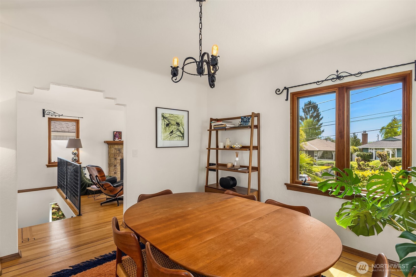 2624 W Plymouth Street , Seattle, WA 98199