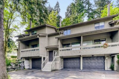 1226 Bellefield Park Lane NW #1226, Bellevue, WA 98004 - Photo 2