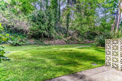 1226 Bellefield Park Lane NW #1226, Bellevue, WA 98004 - Photo 25