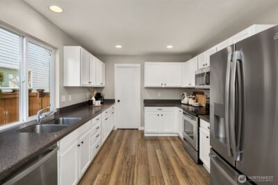36907 SE Braeburn Street , Snoqualmie, WA 98065 - Photo 9