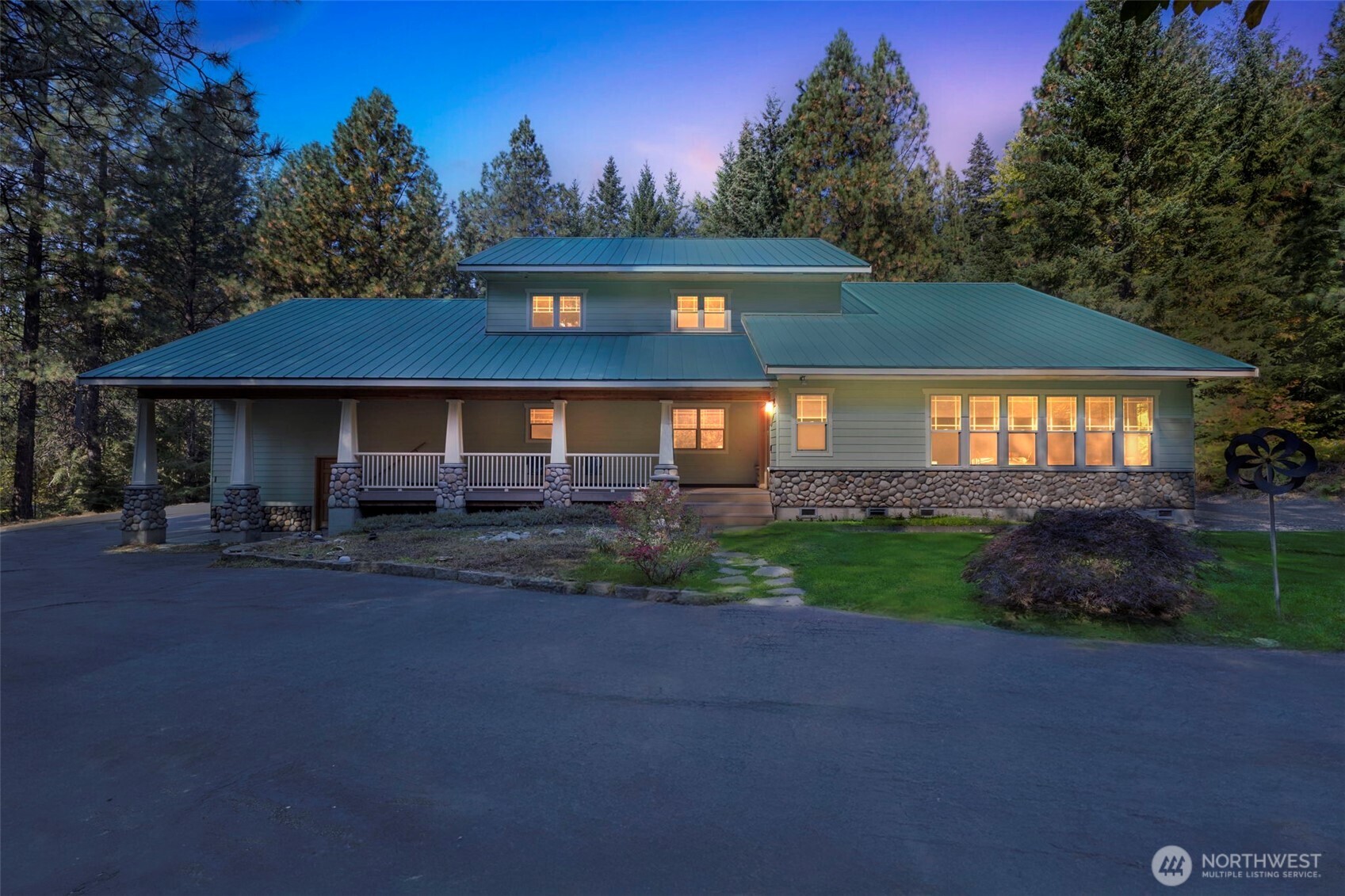 12280 State Route 903 , Ronald, WA 98940