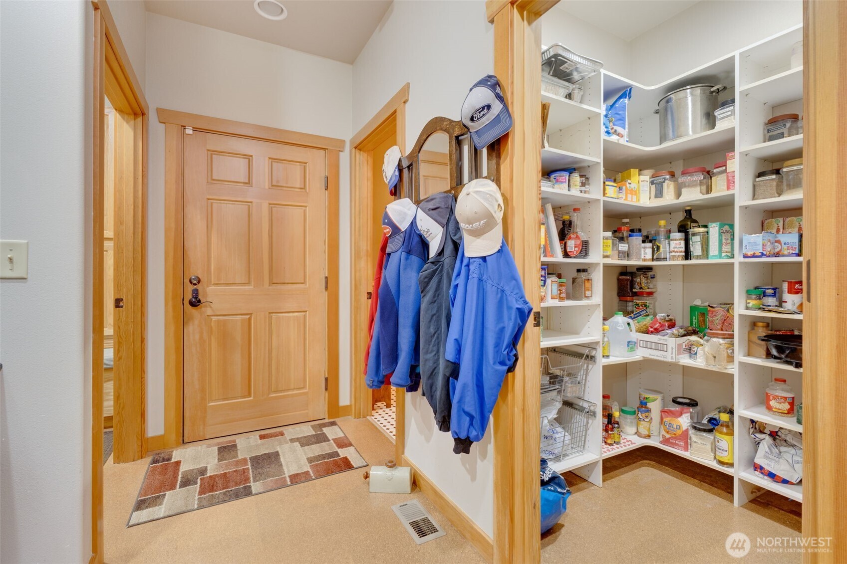 12280 State Route 903 , Ronald, WA 98940