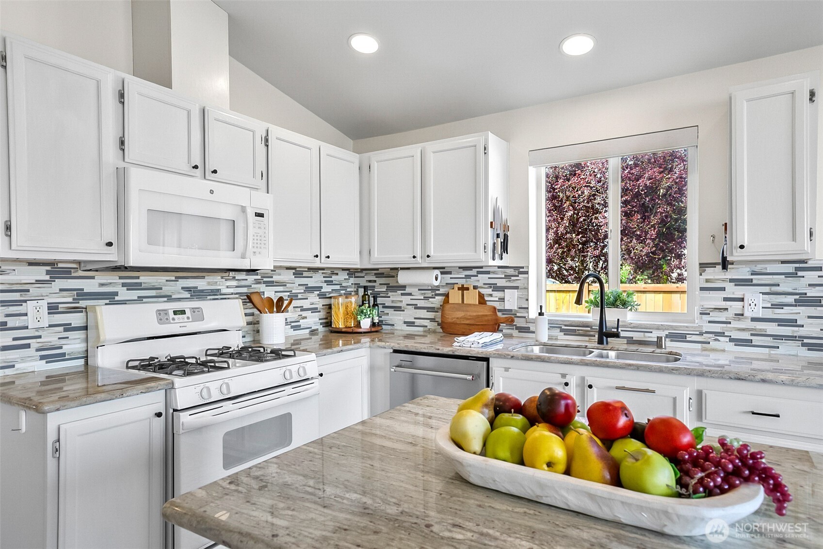 6309 105th Place NE, Marysville, WA 98270