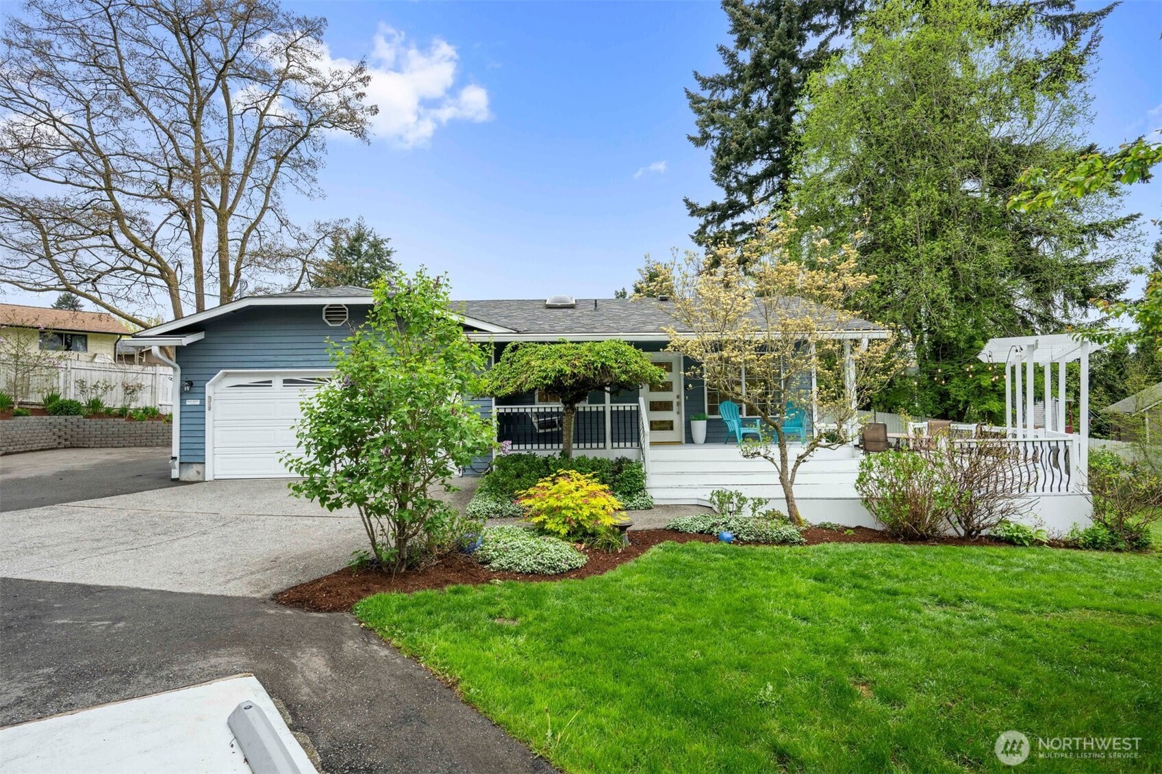 25 E Intercity Avenue , Everett, WA 98208