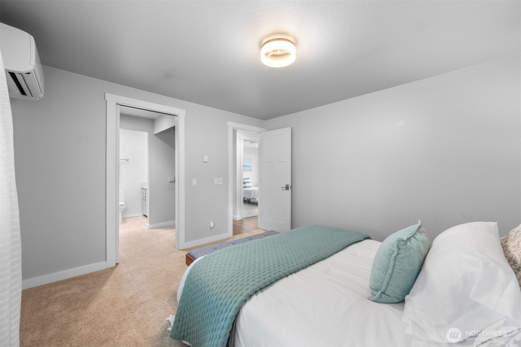 25 E Intercity Avenue , Everett, WA 98208