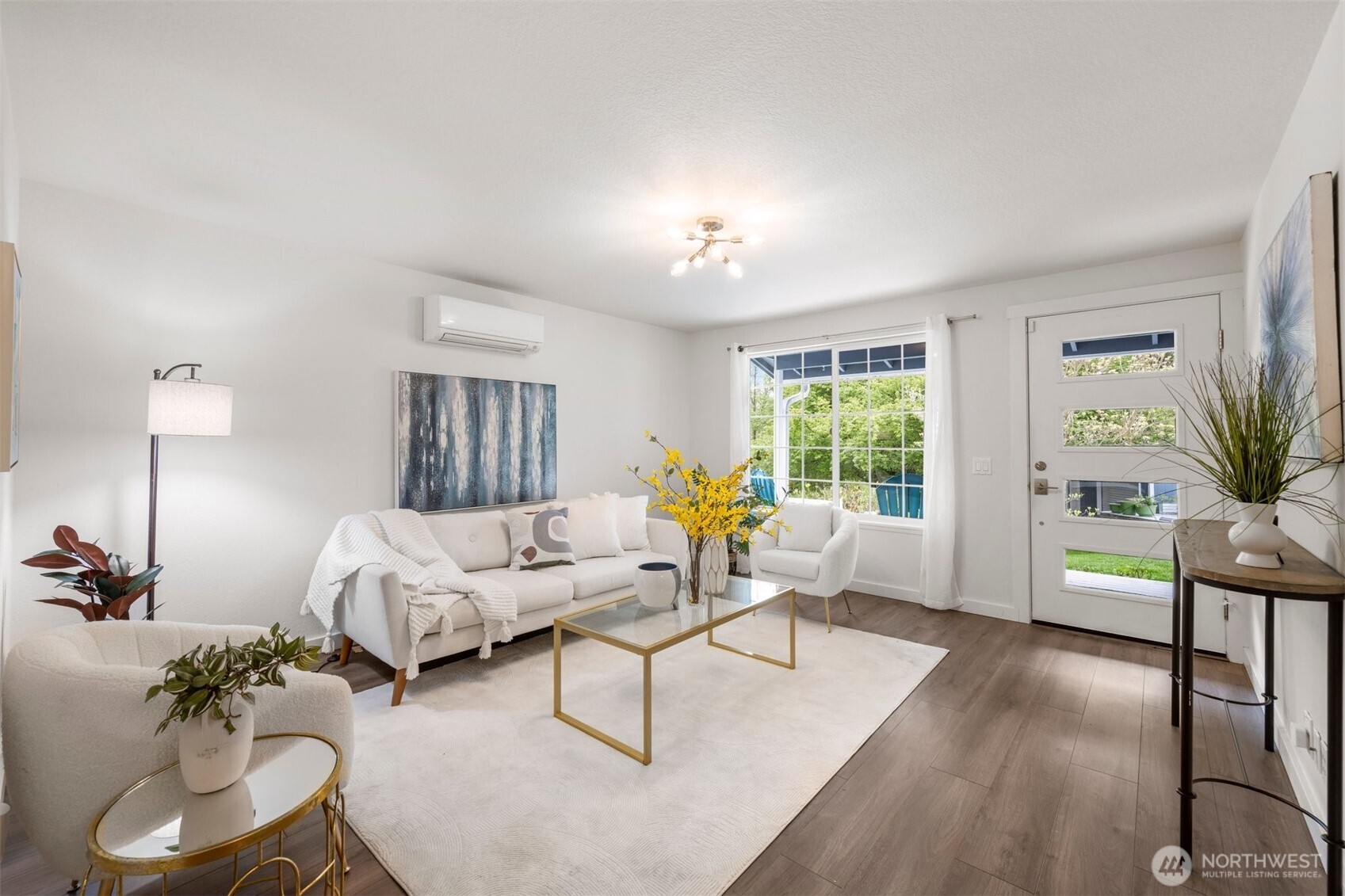 25 E Intercity Avenue , Everett, WA 98208