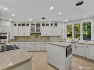 20421 NE 66th Court , Redmond, WA 98053 - Photo 11