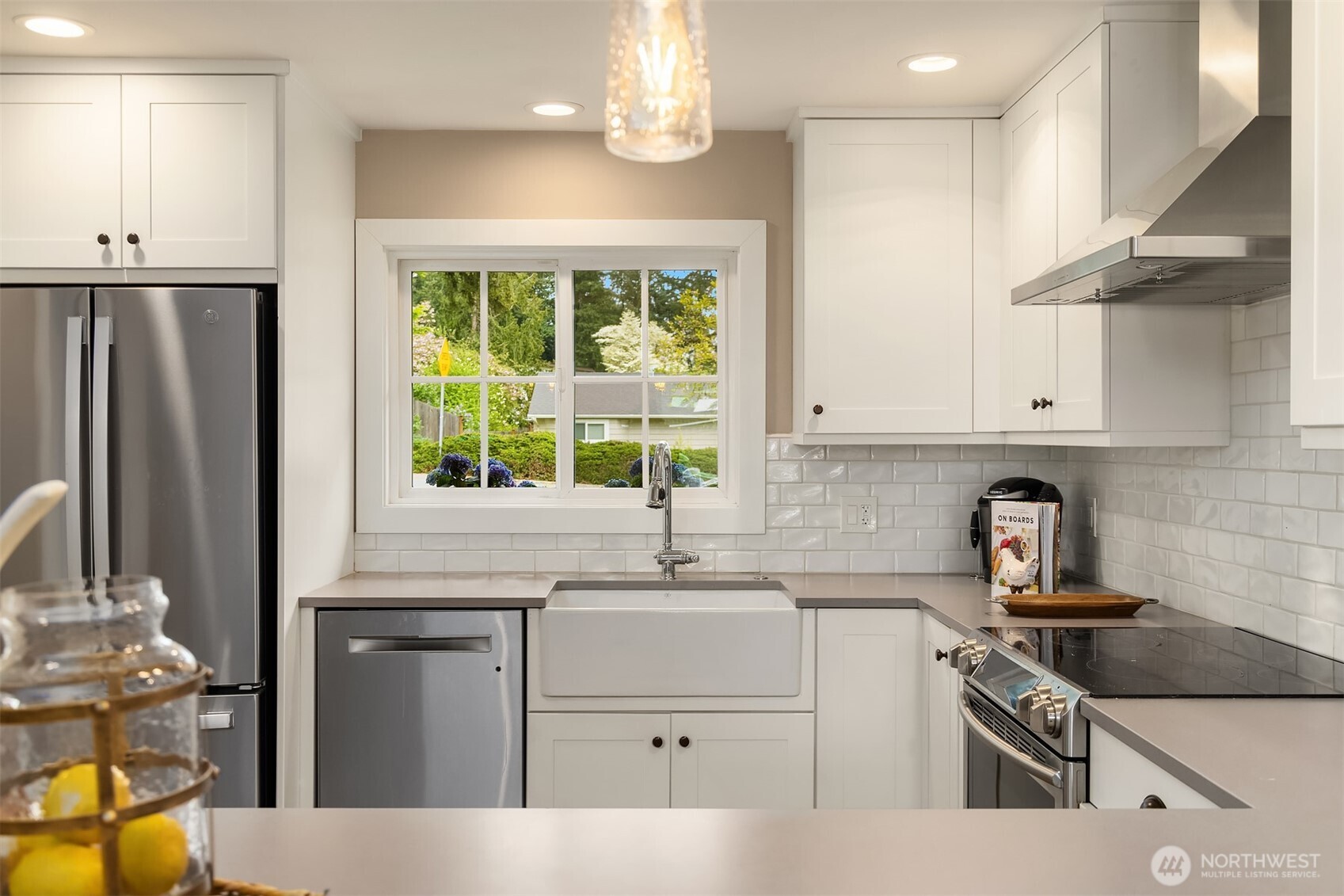 2613 126th Avenue NE, Bellevue, WA 98005