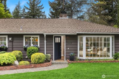 2613 126th Avenue NE, Bellevue, WA 98005 - Photo 2