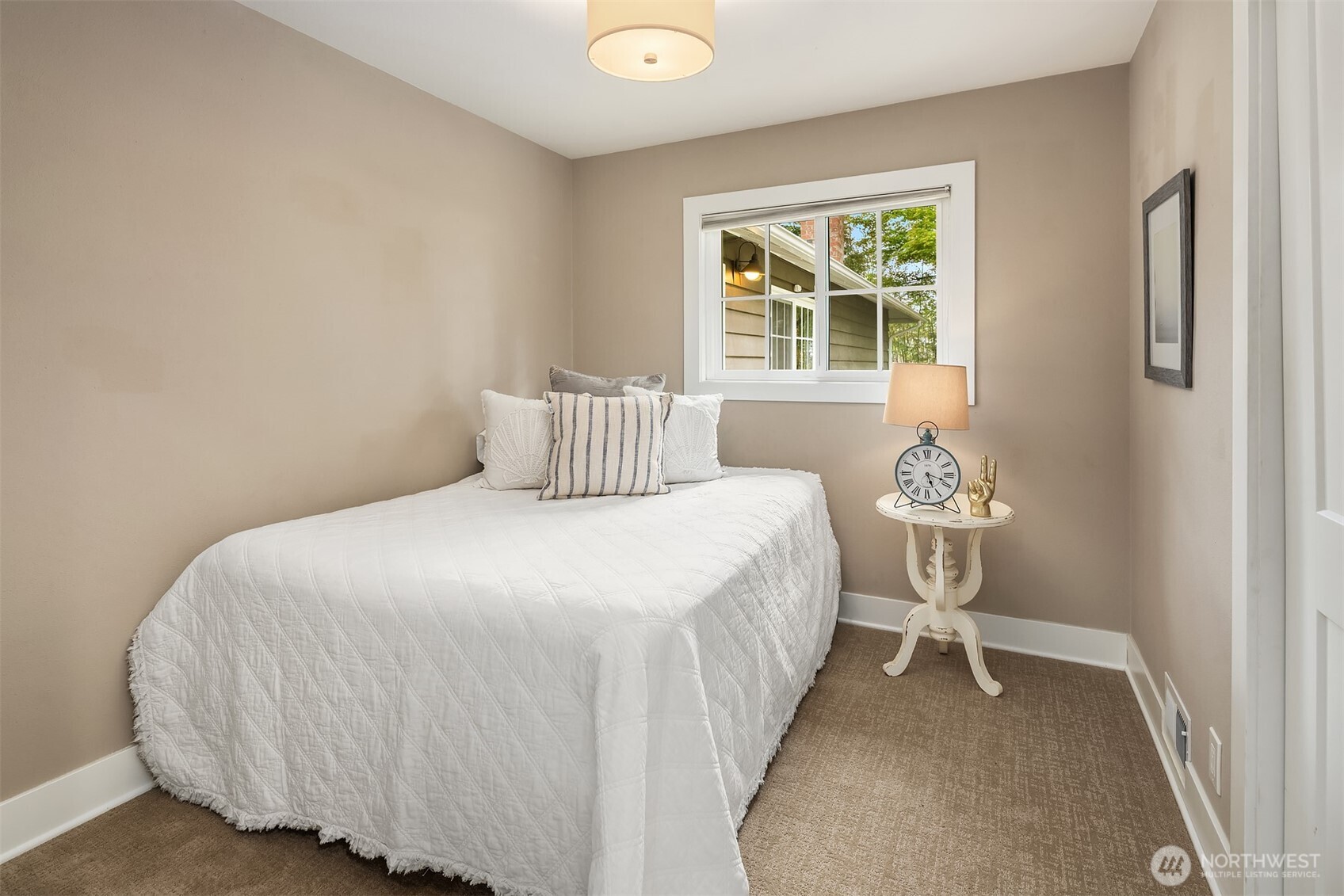 2613 126th Avenue NE, Bellevue, WA 98005