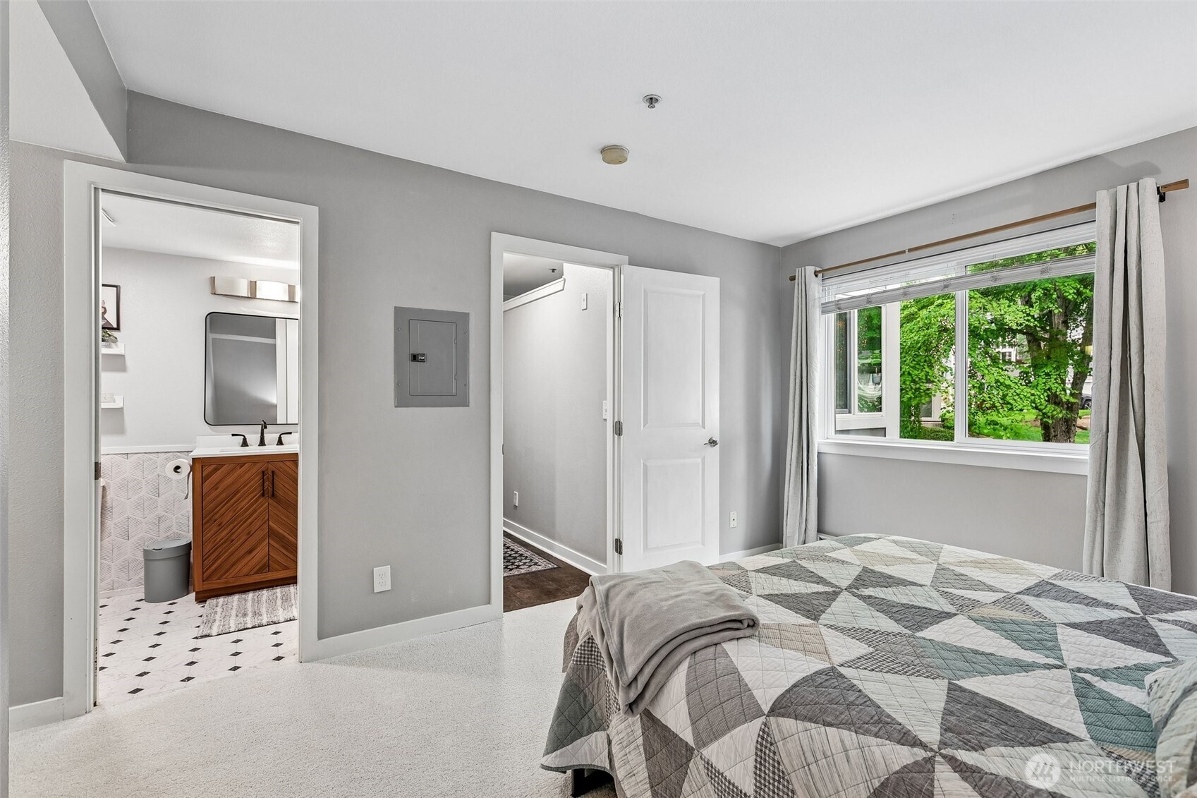 3908 243rd Place SE #Q201, Bothell, WA 98021