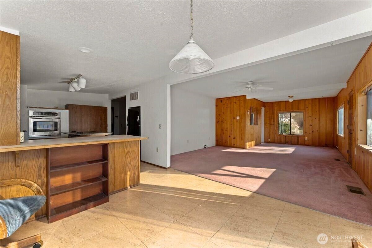 475 Totem Pole Road , Manson, WA 98831