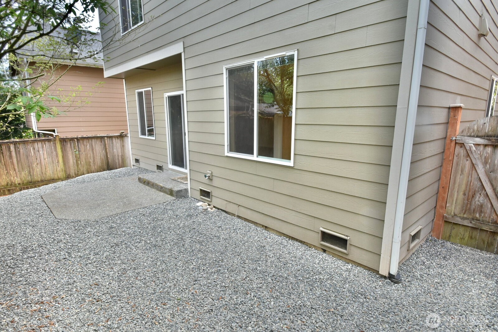 225 161st Place SE, Bothell, WA 98012