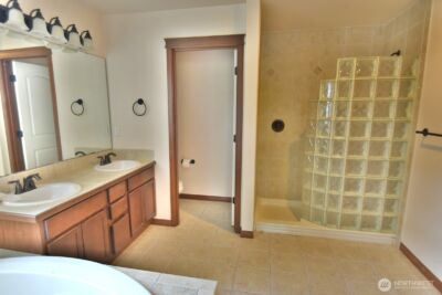 225 161st Place SE, Bothell, WA 98012 - Photo 10