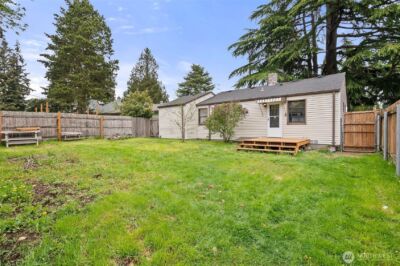 9747 Evanston Ave N, Seattle, WA 98103 - Photo 27