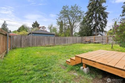 9747 Evanston Ave N, Seattle, WA 98103 - Photo 28