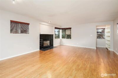 311 NE 95th St , Seattle, WA 98115 - Photo 9