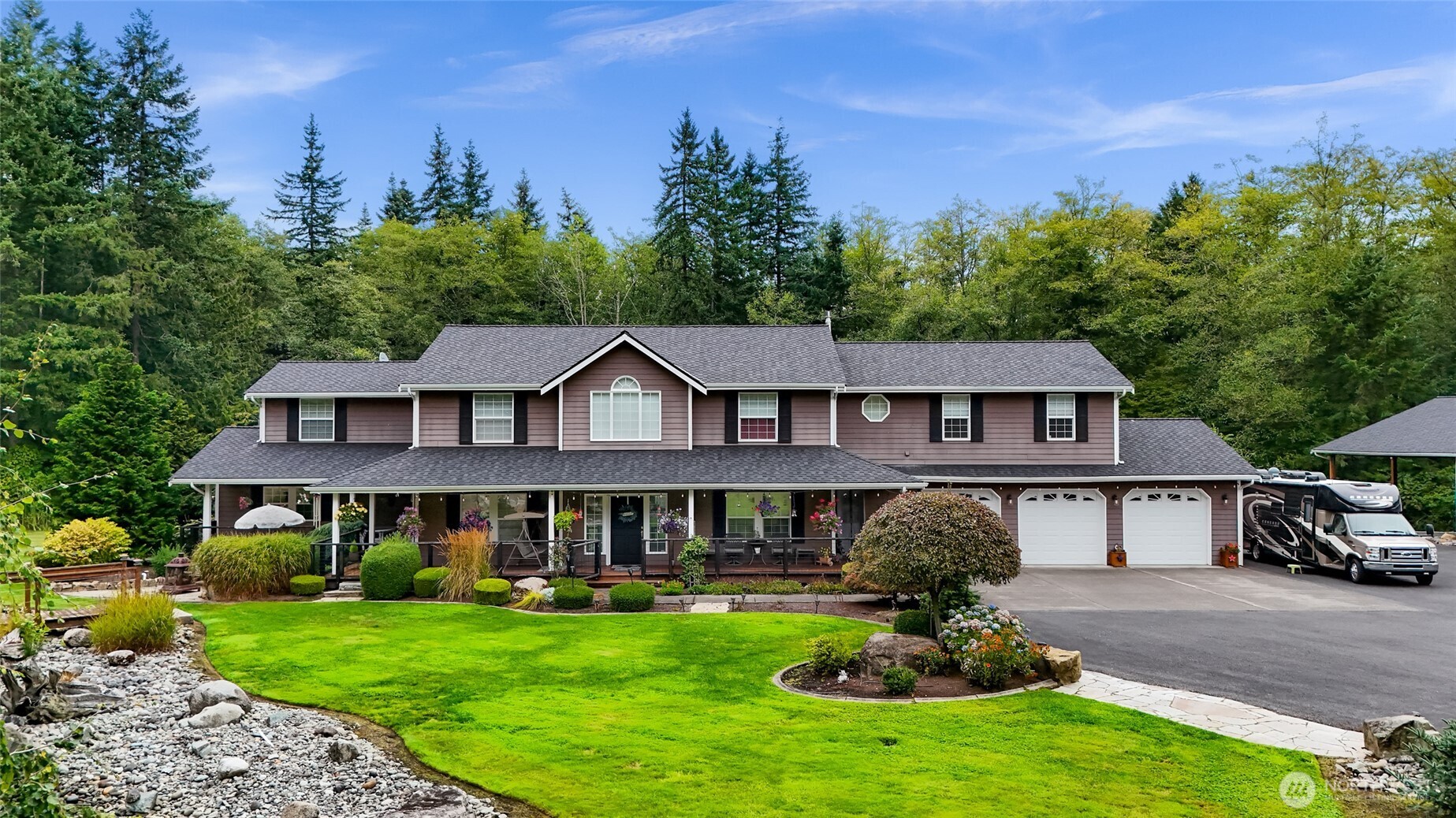 4879 Robinwood Lane , Bow, WA 98232-8590
