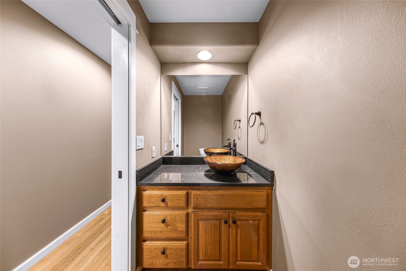 4879 Robinwood Lane , Bow, WA 98232-8590