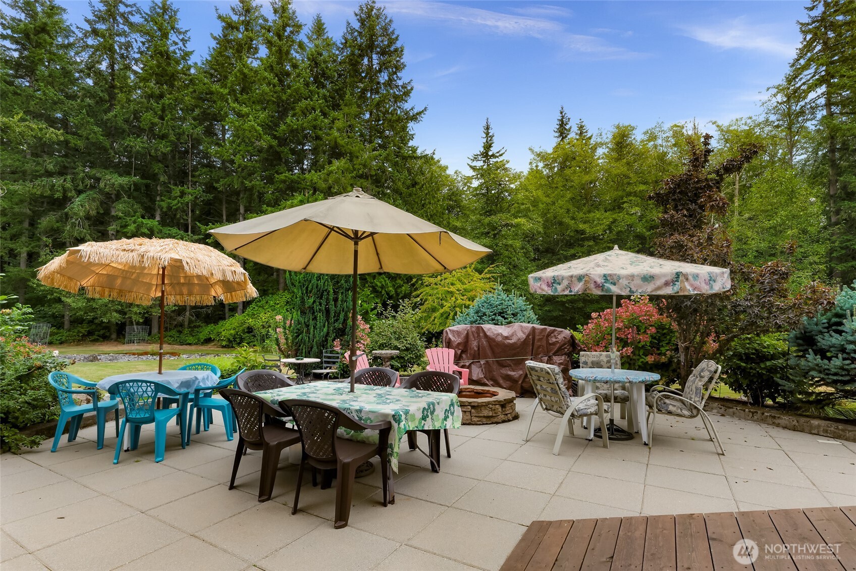 4879 Robinwood Lane , Bow, WA 98232-8590