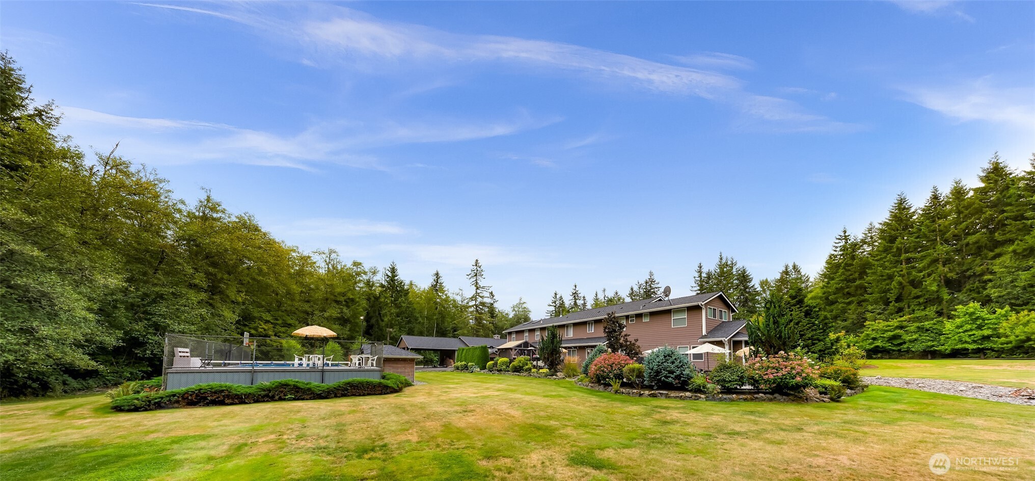 4879 Robinwood Lane , Bow, WA 98232-8590