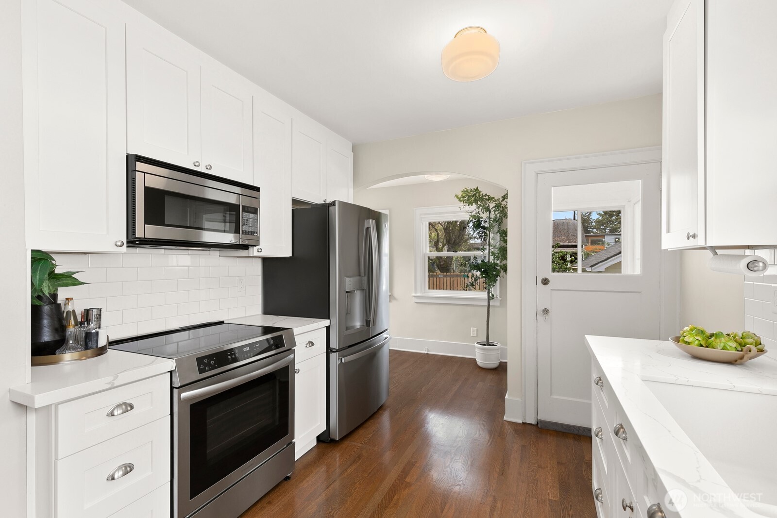 6531 27th Avenue NW, Seattle, WA 98117