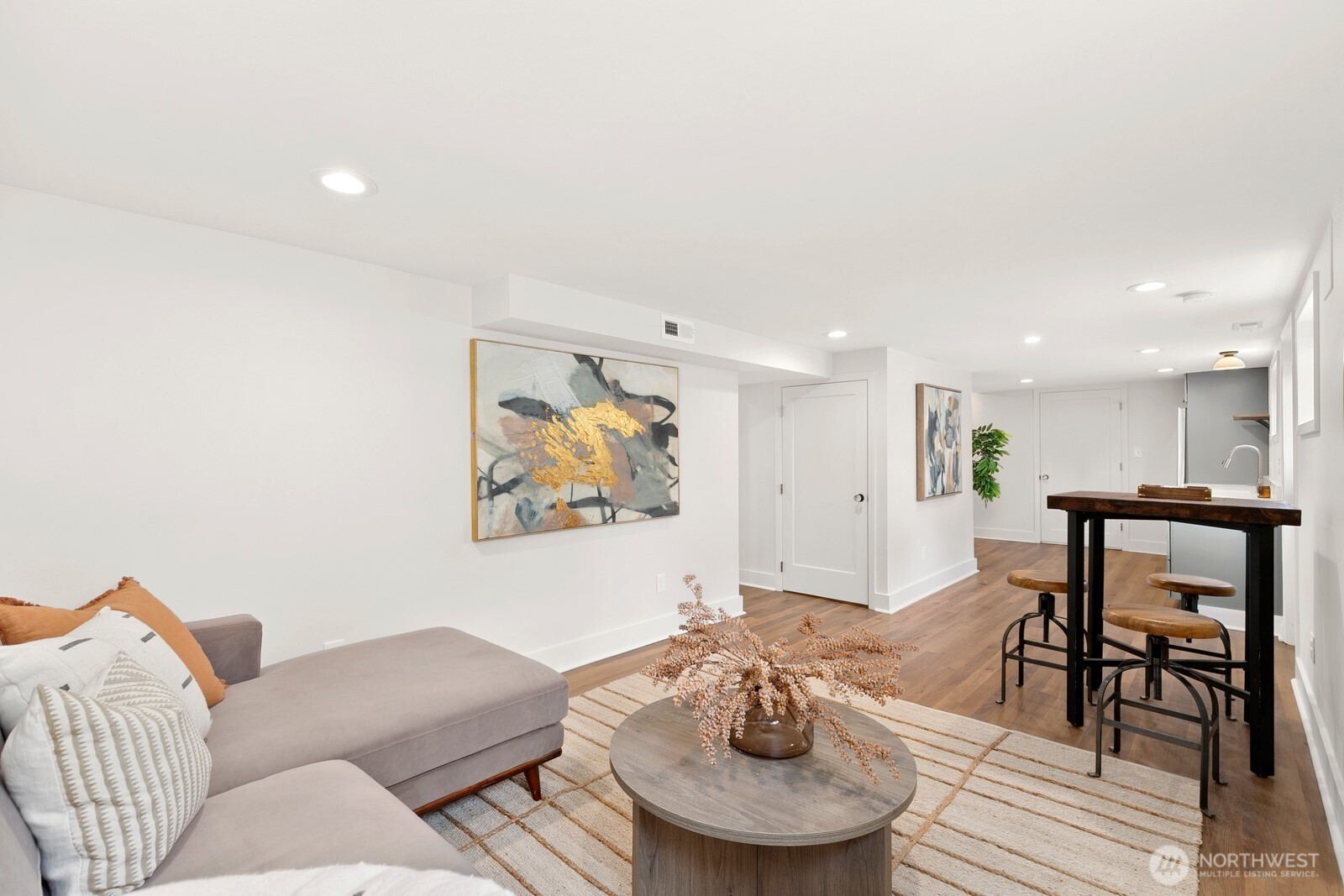 6531 27th Avenue NW, Seattle, WA 98117