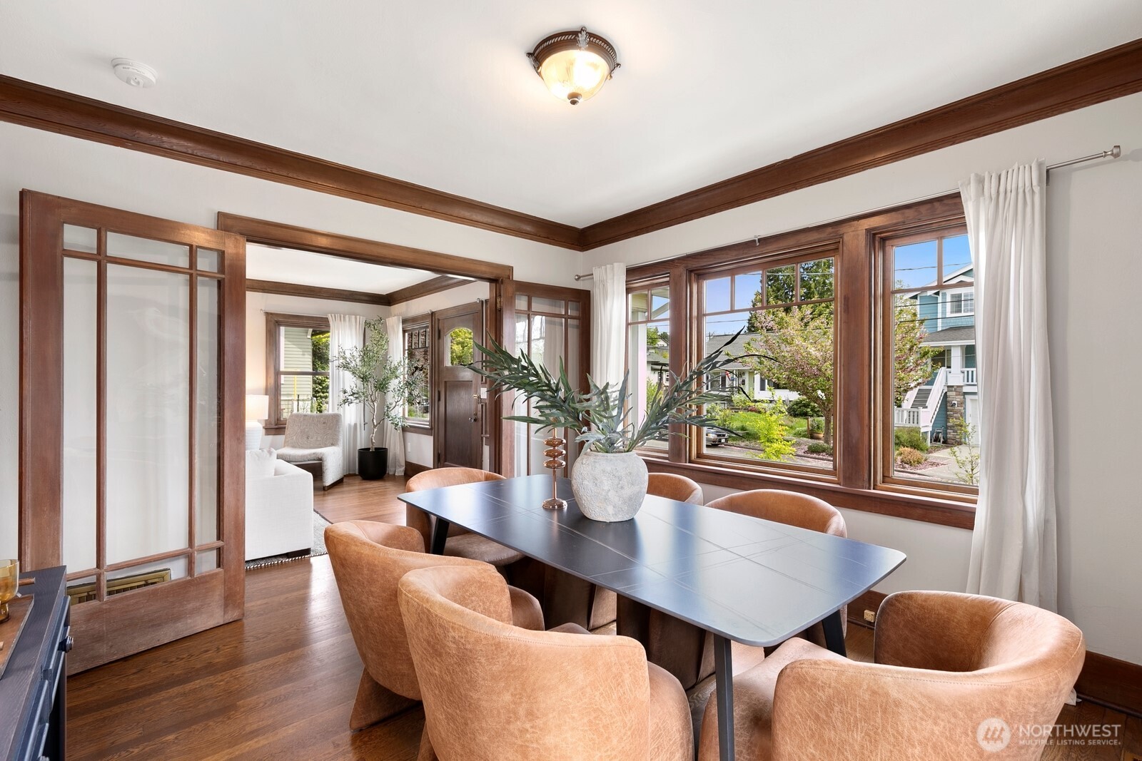 6531 27th Avenue NW, Seattle, WA 98117