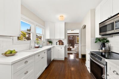 6531 27th Avenue NW, Seattle, WA 98117 - Photo 10
