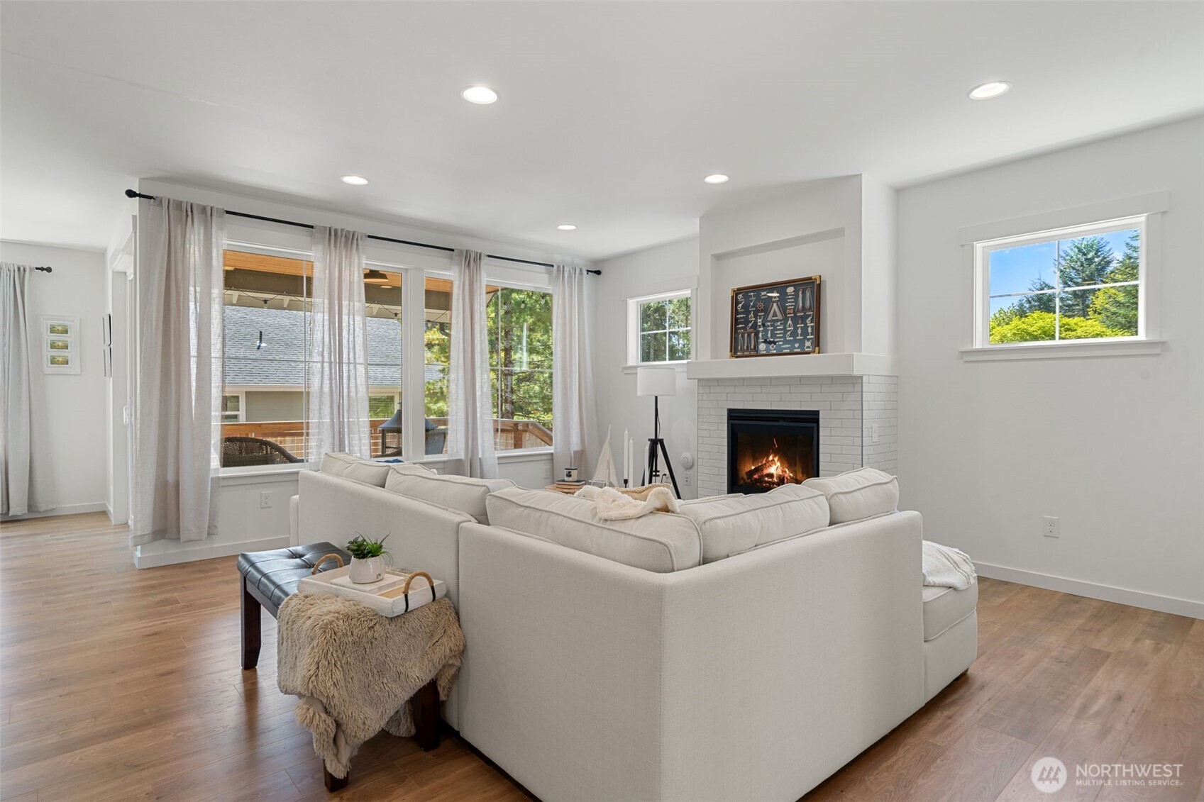 200 E Susan Lane , Union, WA 98592