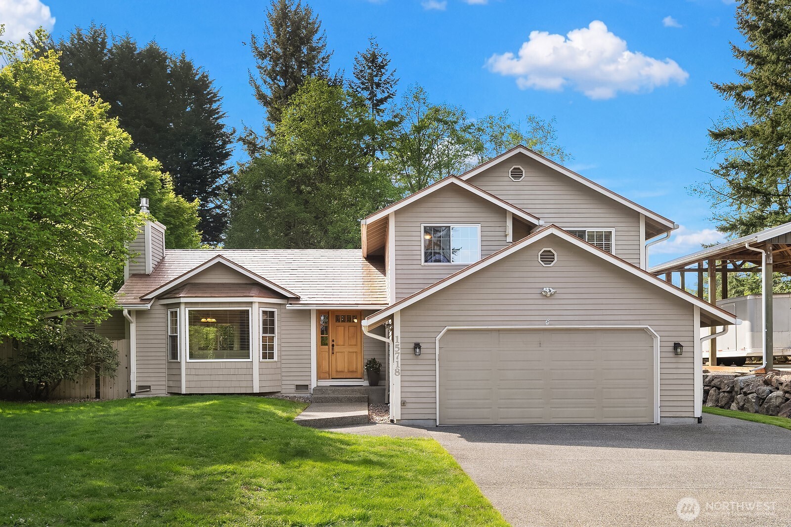 15718 NE 198th Street , Woodinville, WA 98072