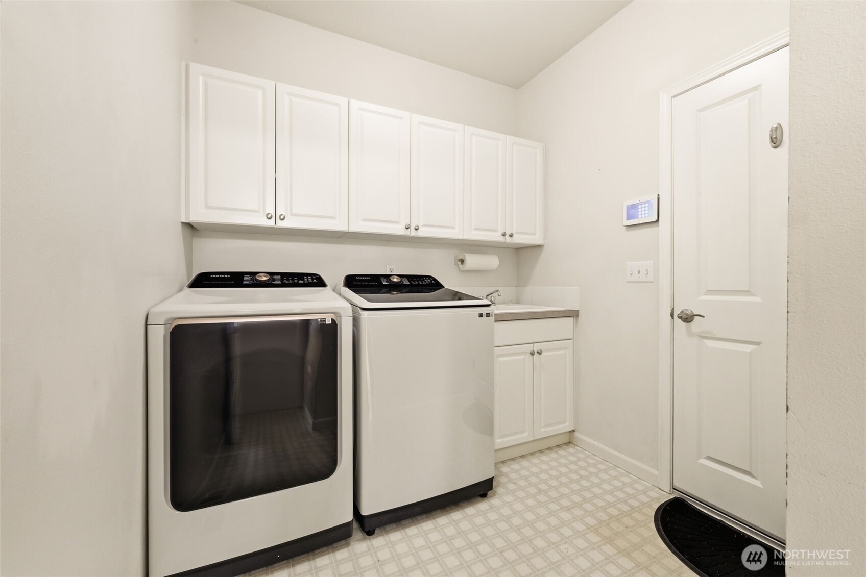 5814 61st Avenue W, University Place, WA 98467