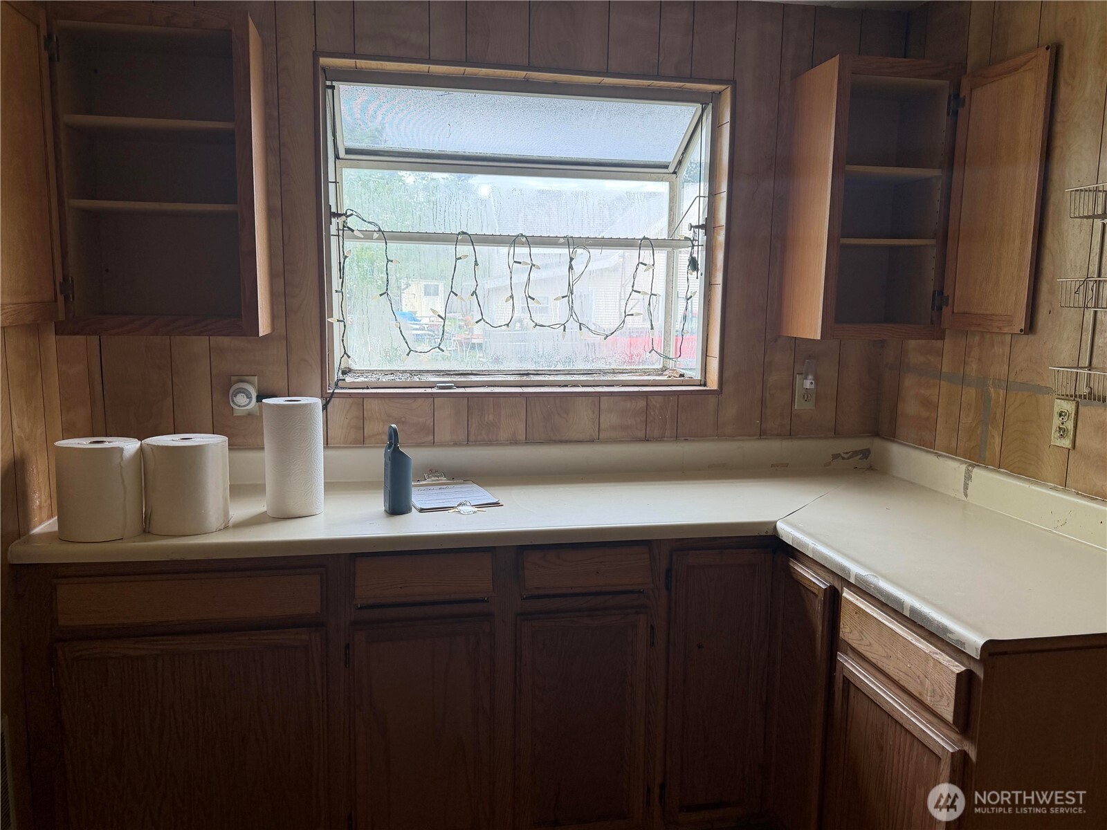 821 108th Street S, Tacoma, WA 98444-5605