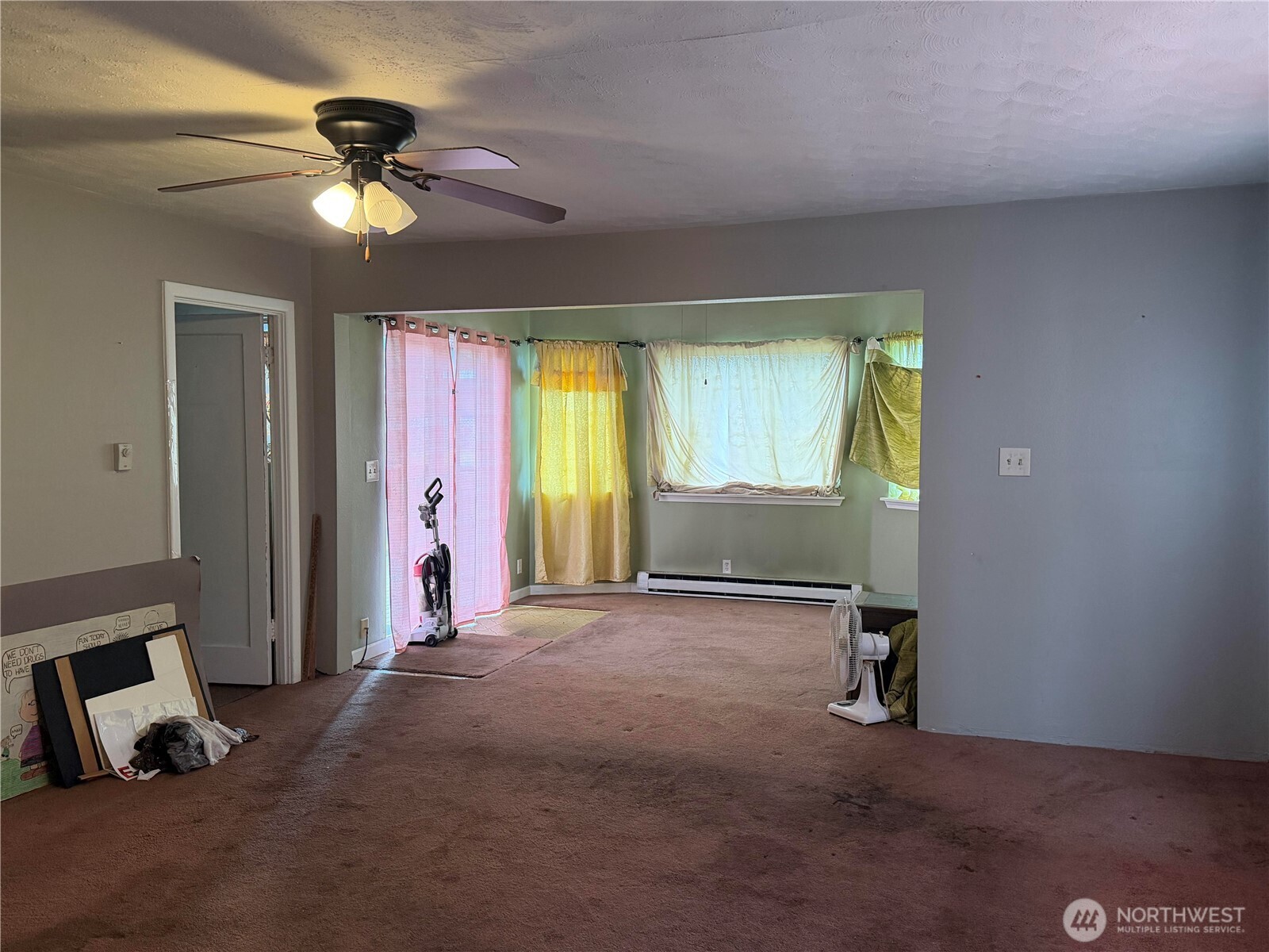 821 108th Street S, Tacoma, WA 98444-5605