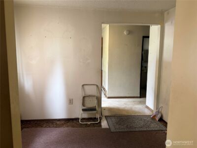 821 108th Street S, Tacoma, WA 98444-5605 - Photo 16