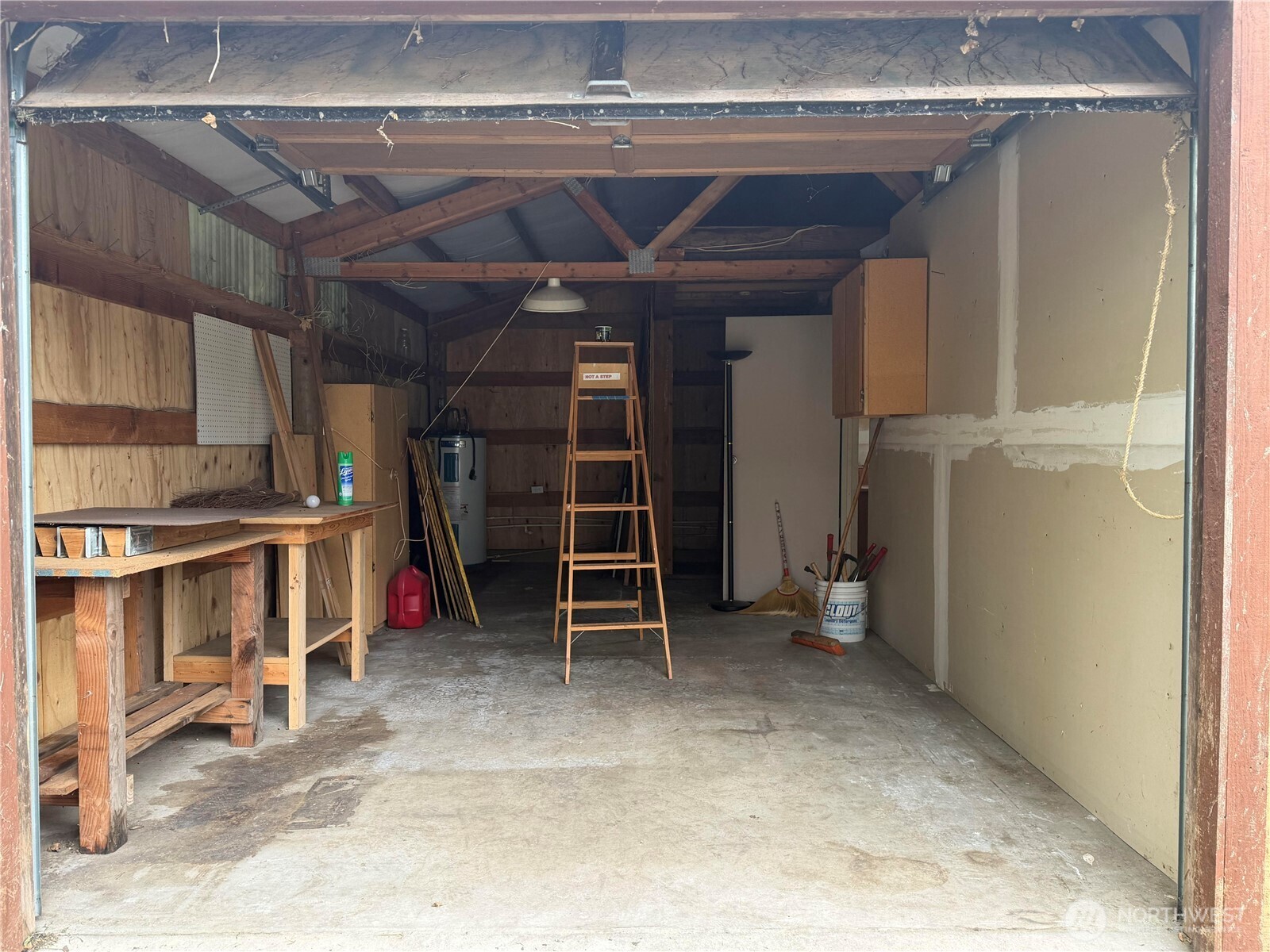 821 108th Street S, Tacoma, WA 98444-5605