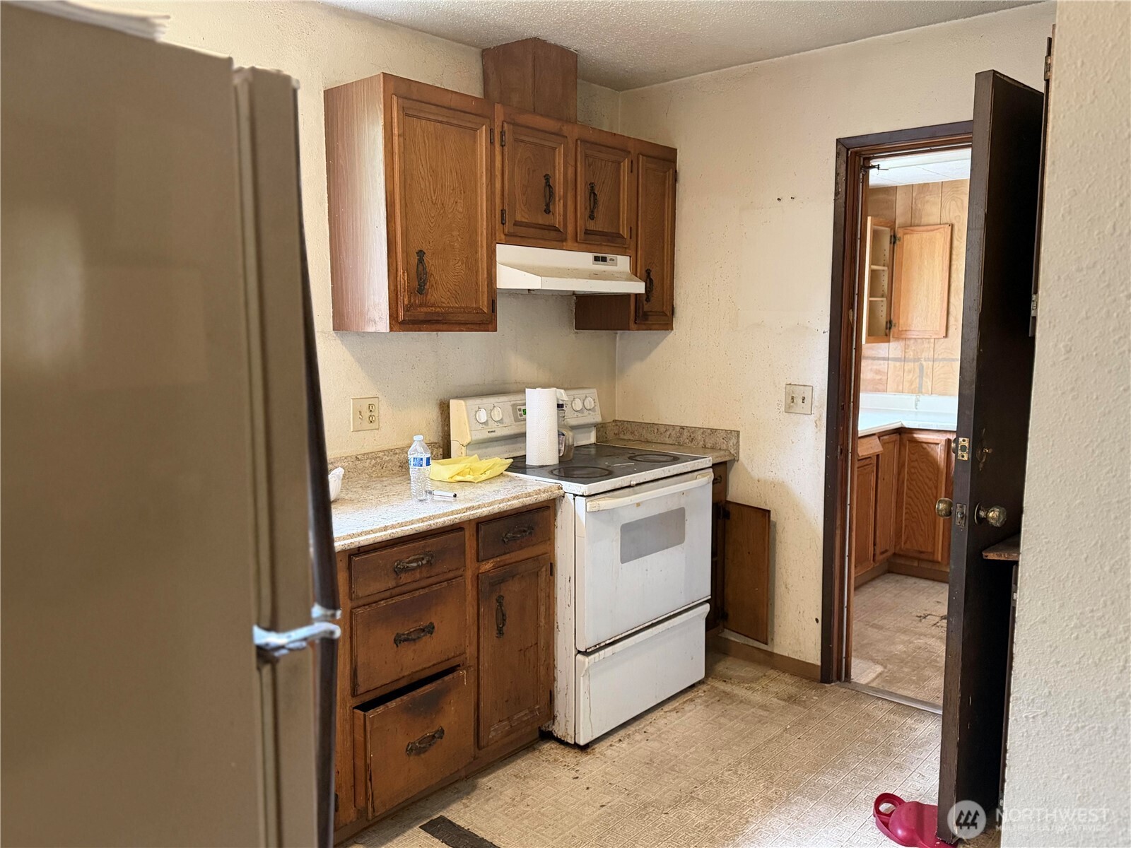 821 108th Street S, Tacoma, WA 98444-5605