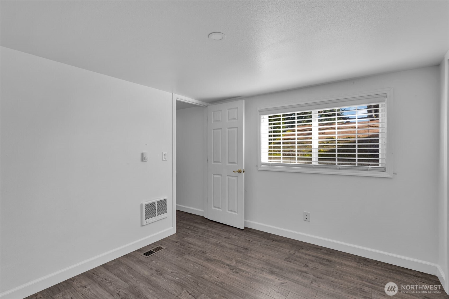 23708 Locust Way #23, Bothell, WA 98021
