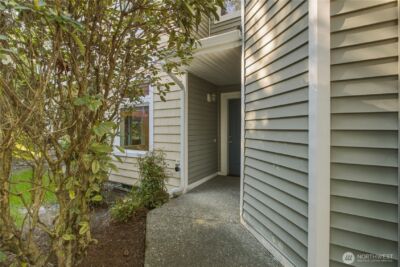 21917 42nd Avenue S #101, Kent, WA 98032 - Photo 2