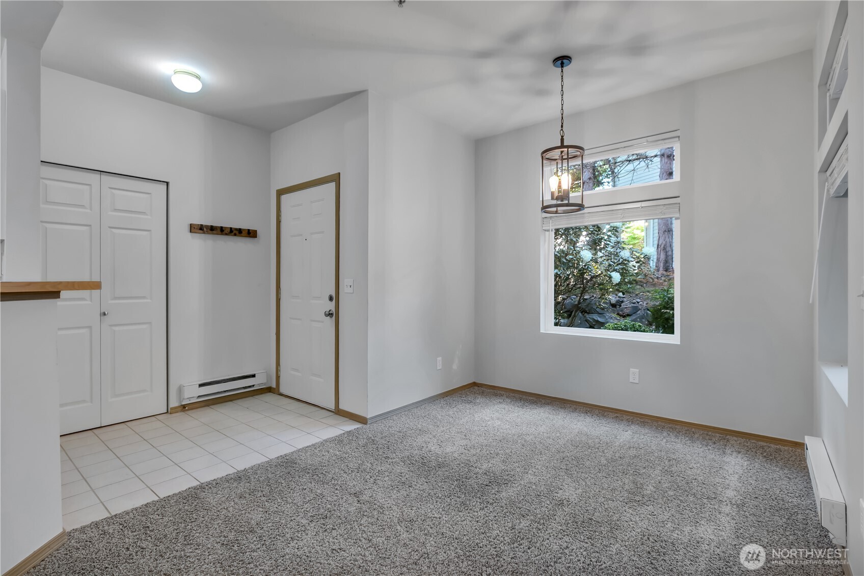 21917 42nd Avenue S #101, Kent, WA 98032