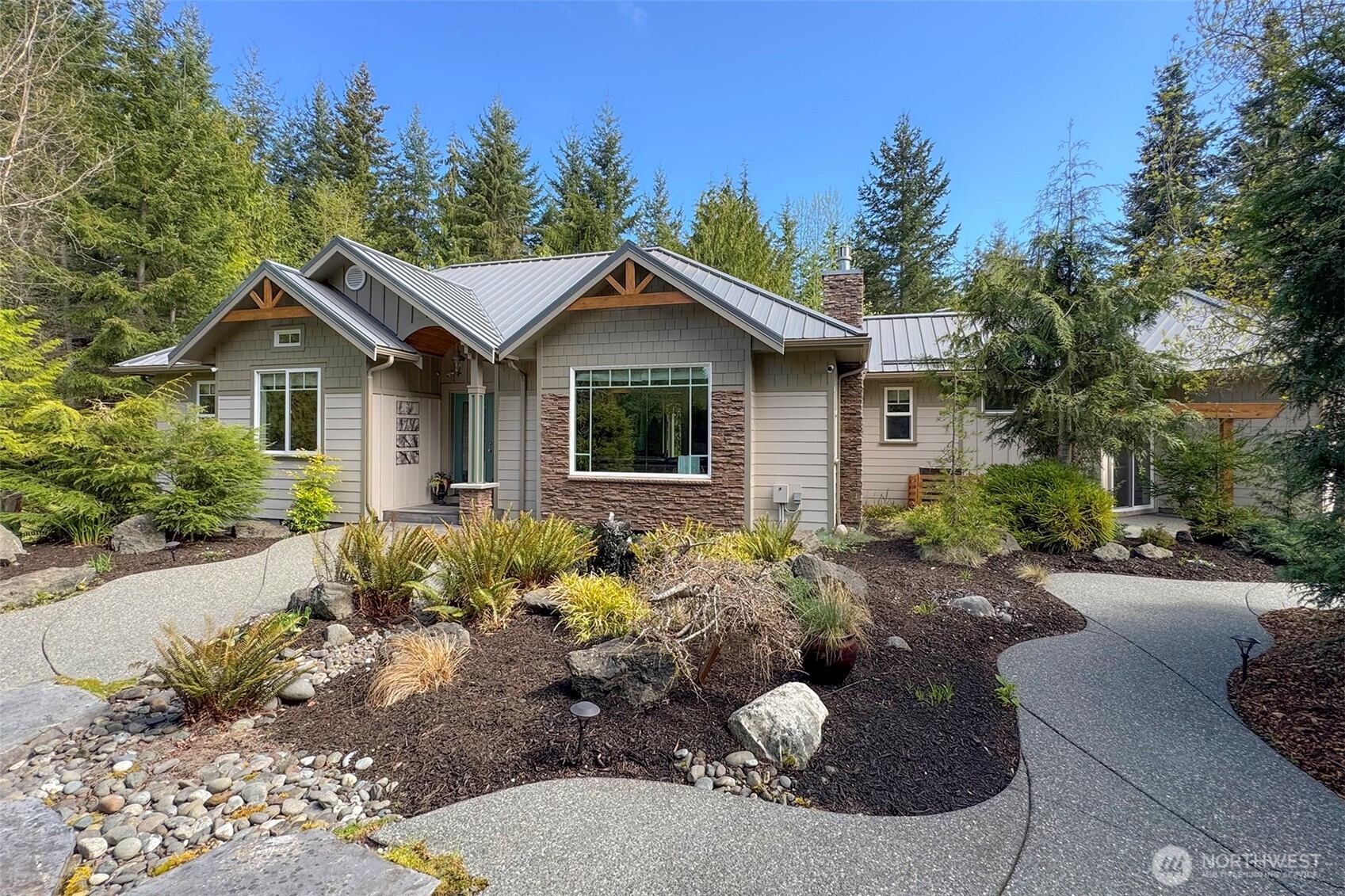 123 Headwaters Lane , Port Angeles, WA 98362