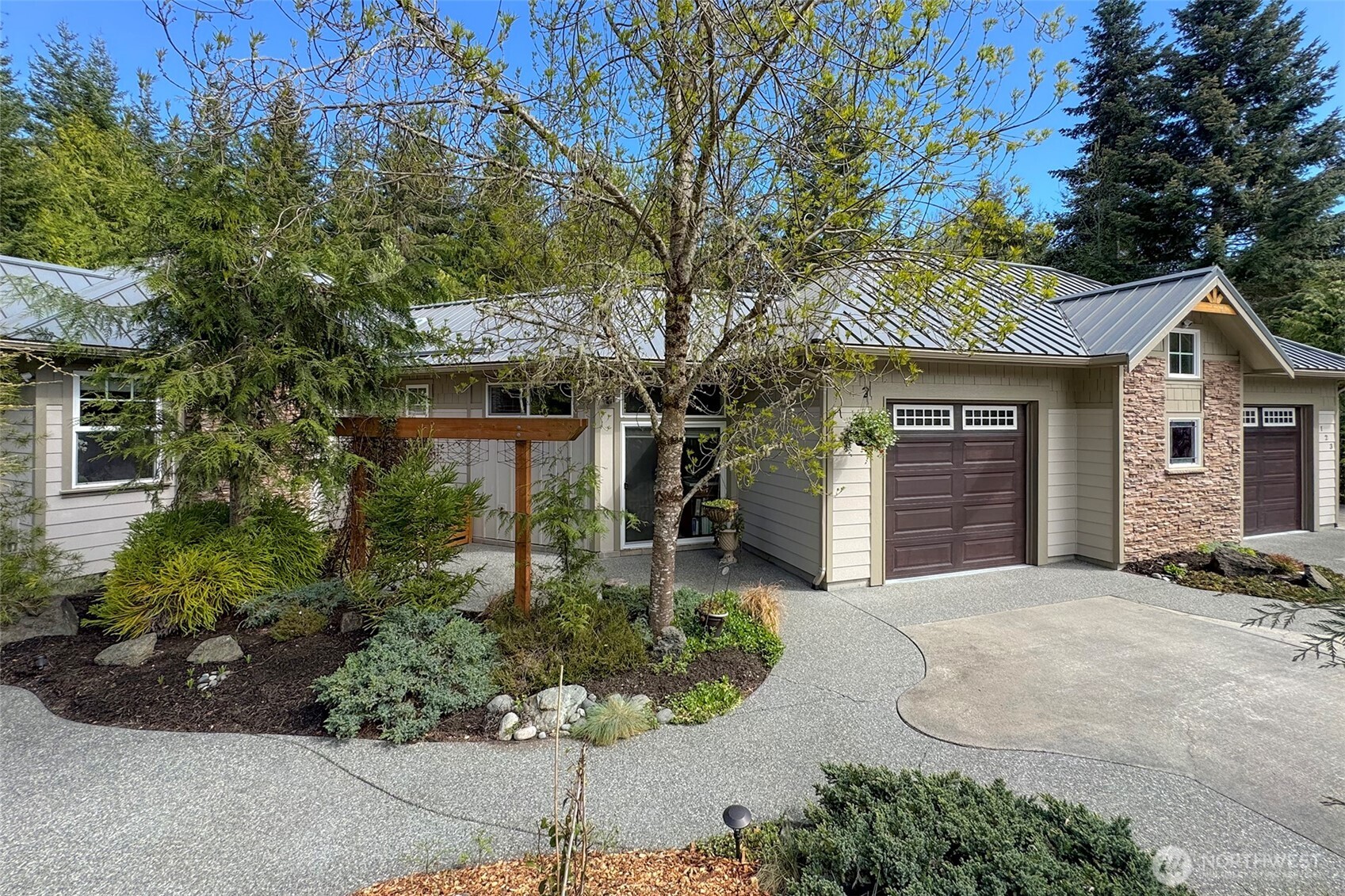 123 Headwaters Lane , Port Angeles, WA 98362