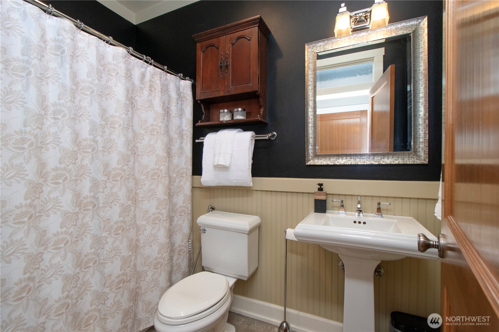 123 Headwaters Lane , Port Angeles, WA 98362