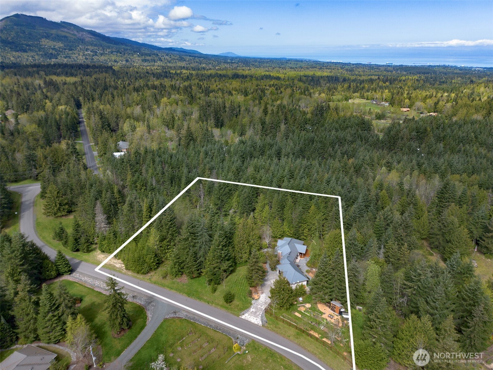 123 Headwaters Lane , Port Angeles, WA 98362